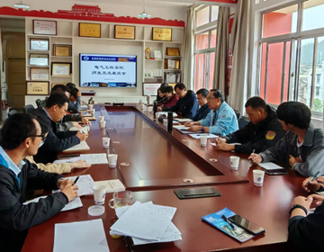 党委副书记伍学龙深入电气工程学院开展师生交流座谈会